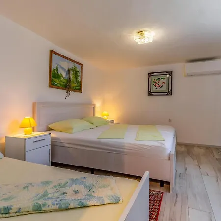 02 Holiday home *